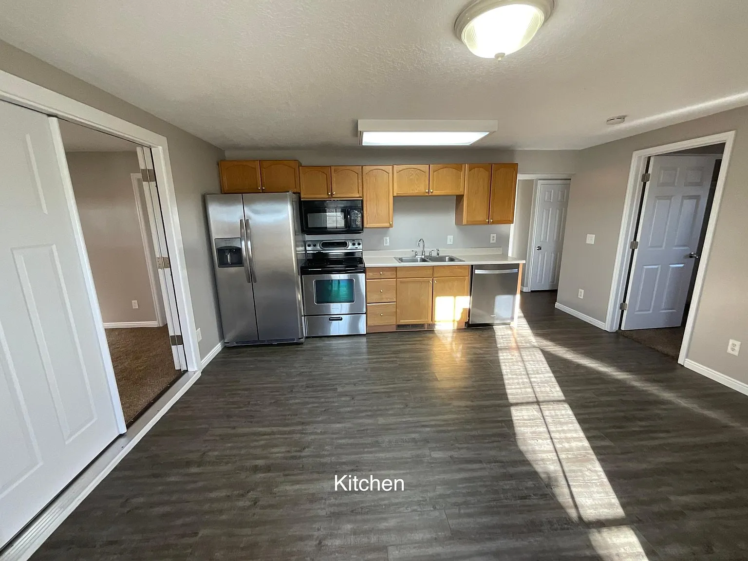 1062 E Waddell St — Photo 4