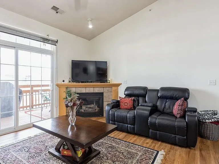 2300 Westlake Rd #302 — Photo 9