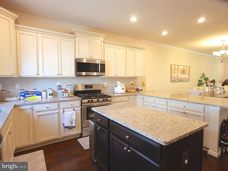 7221 Greenfitch Way — Photo 16