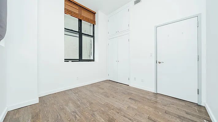 Rented by Nooklyn NYC LLC | media 37