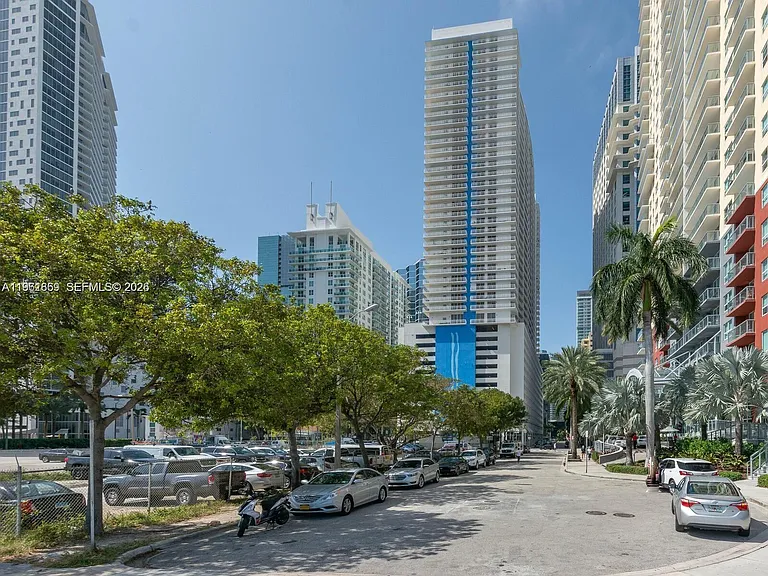 1200 Brickell Bay Dr #3210 — Photo 2