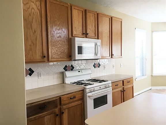 5th image of 20219 Westfield Parkway Dr