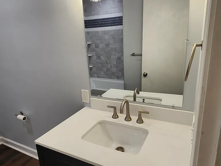 Bathroom/vanity from hallway