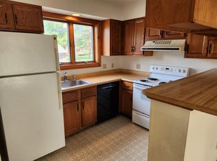 15 Edward Dr, Shelburne, VT 05482