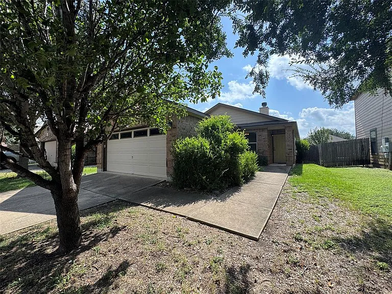 8901 Stambourne St — Photo 1