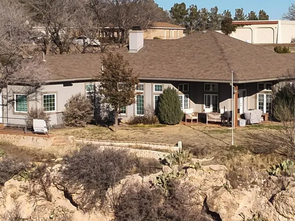 11 E Canyonview Dr, Ransom Canyon, TX 79366