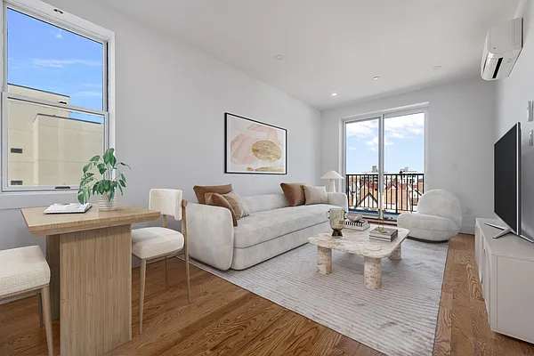 Rented by MNS | media 1