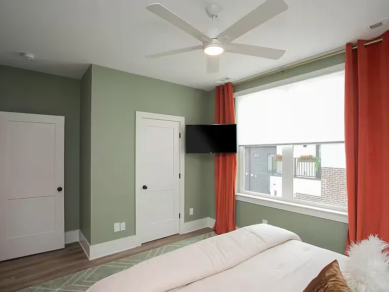 121 Neill Ave #E — Photo 12