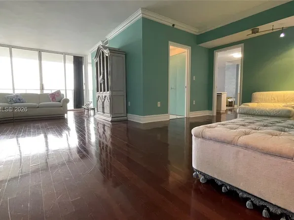 4000 Island Blvd APT 1105, Aventura, FL 33160