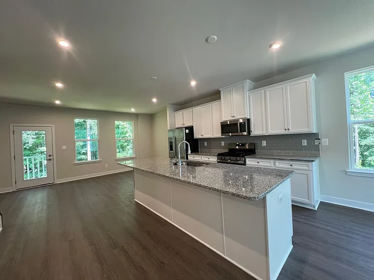 1513 Libourne Ct — Photo 7