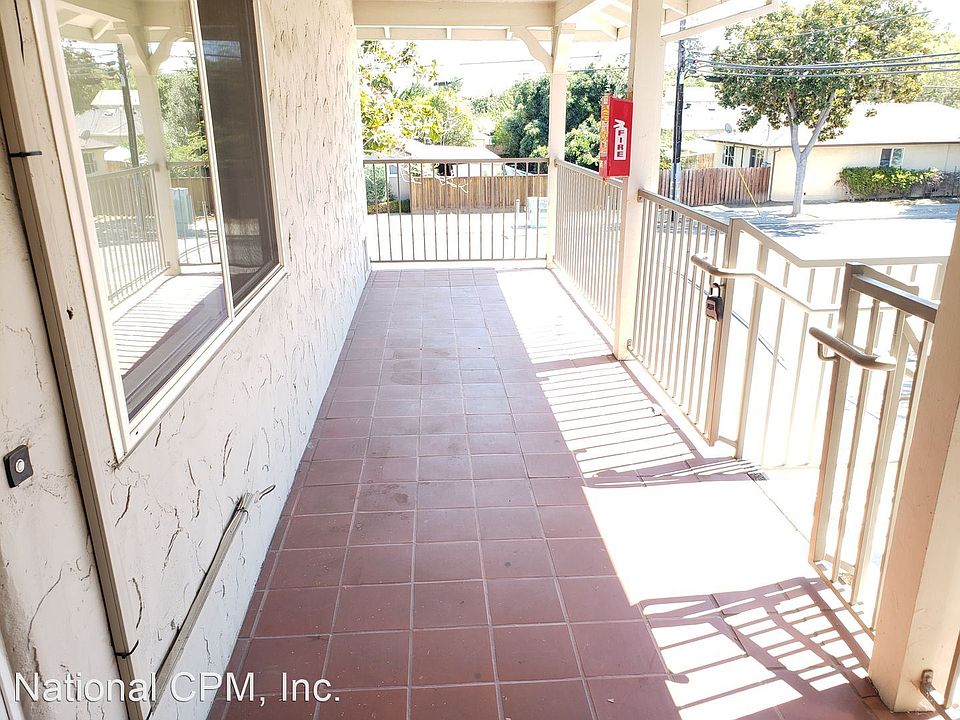 1st image of 1002 W Iowa Ave #5