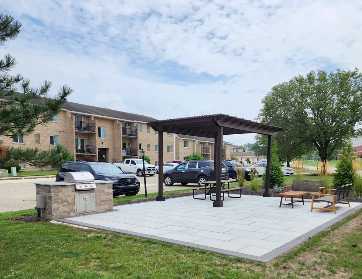 Building Photo - Skyridge Apartment Homes
