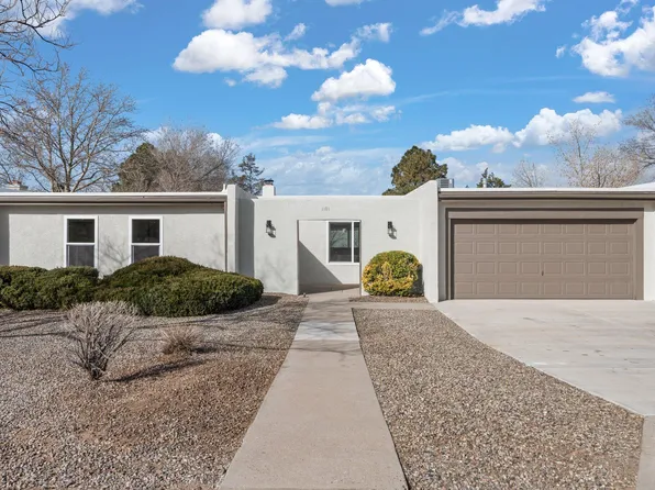1101 Wagonwheel St SE, Albuquerque, NM 87123