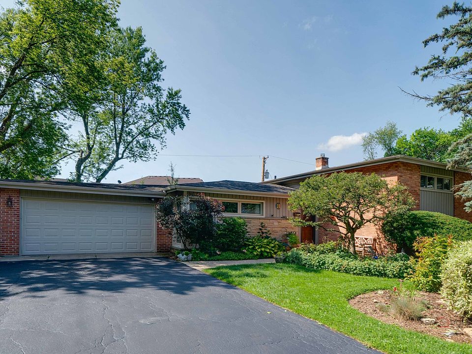 1st image of 245 W Cheryl Ln