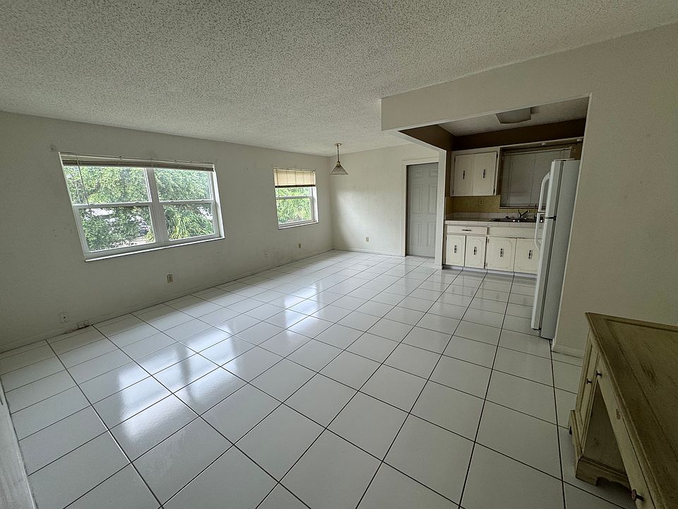 Open-Concept Main Living Area
