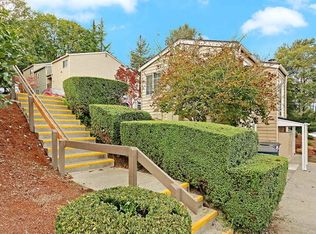 2425 SW Webster St #G-05, Seattle, WA 98106