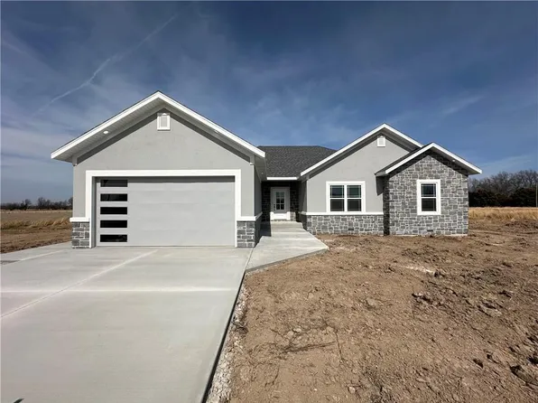 396 E 590th Ave, Pittsburg, KS 66762