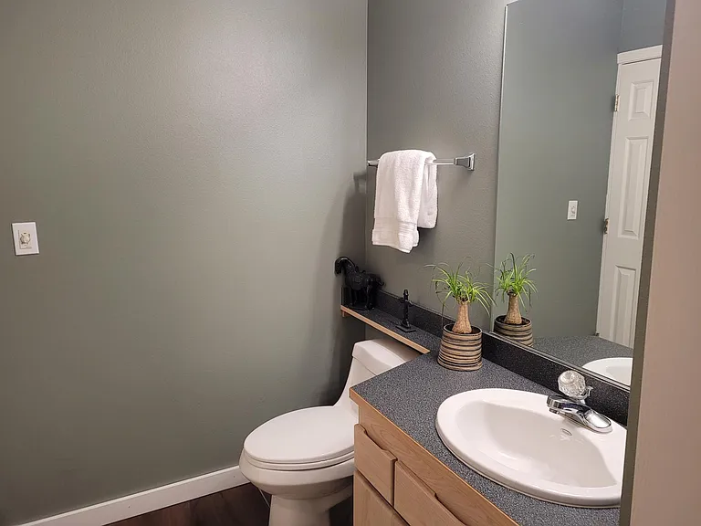 200 W Maberry Dr — Photo 16