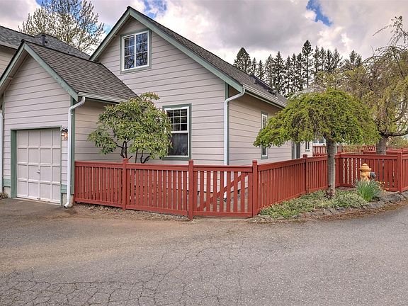 2nd image of 25123 Roberts Drive #306