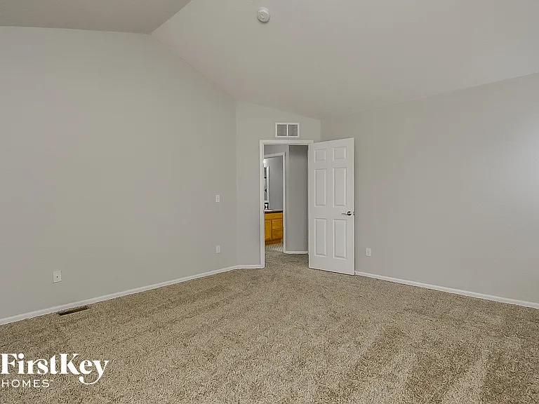 8308 Brook Valley Dr — Photo 12