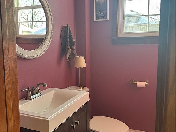 5th image of 503 N 10th St