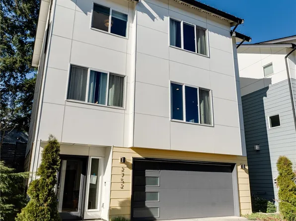 2752 SW Holden Street, Seattle, WA 98126