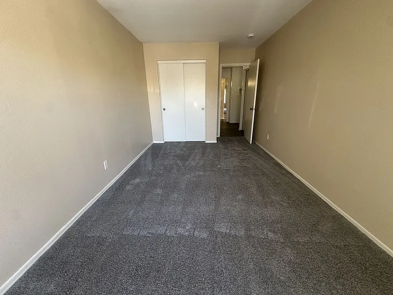 3285 E Ford Ave — Photo 31