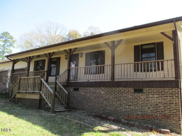 268 Fairlane Dr, Roanoke Rapids, NC 27870