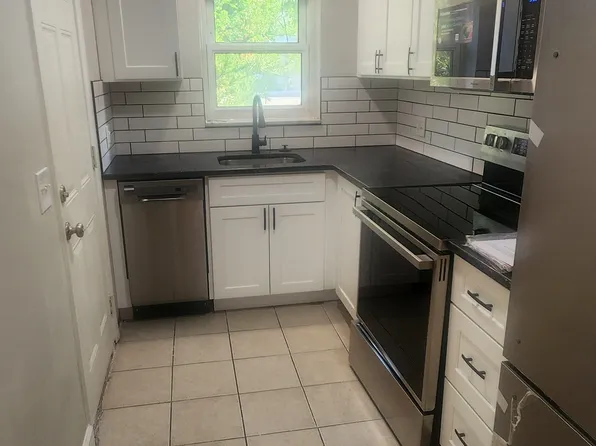 3747 Williams St #2, Wayne, MI 48184