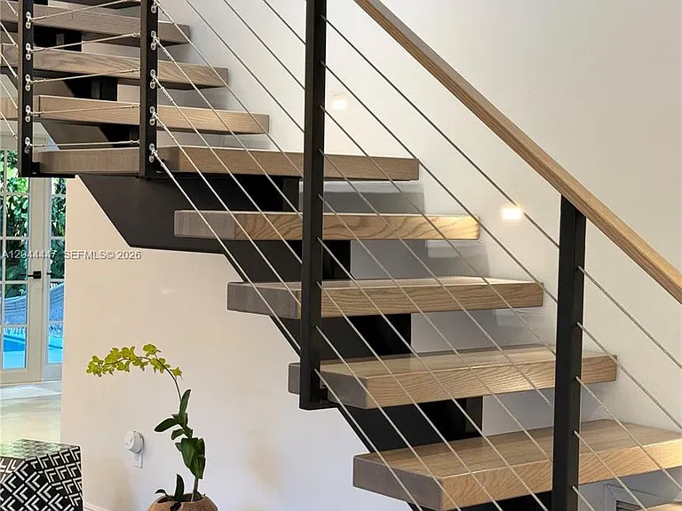 1223 Lisbon St — Photo 30