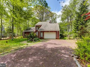 3217 Beech Ridge Dr, Pocono Summit, PA 18346