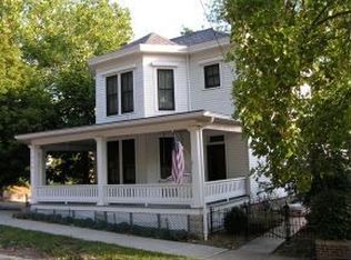 212 5th St, Aurora, IN 47001