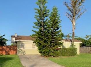 28935 Maine Rd, Homestead, FL 33033