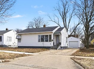 736 Stanley St, Lansing, MI 48915