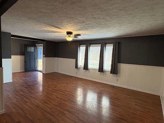 4th image of 46 NW 48th Rd