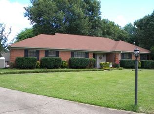 105 Erin Cv, Clinton, MS 39056