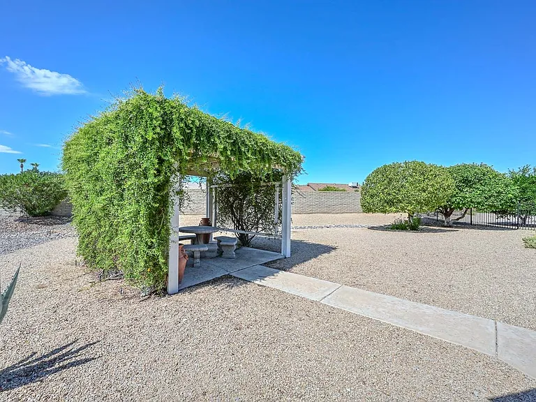 14227 W Yosemite Dr — Photo 28