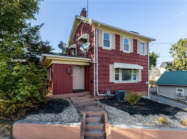 710 5th St, Charleroi, PA 15022