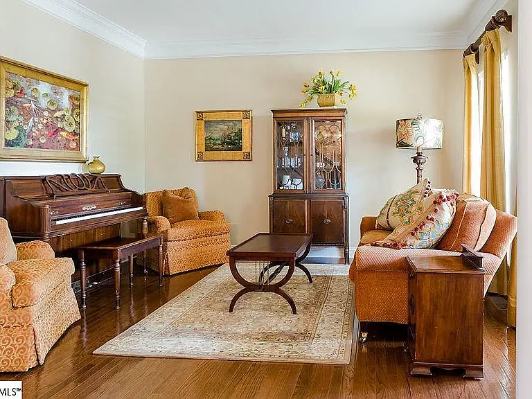 6 Stratton Chapel Ct — Photo 1
