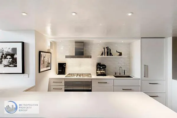 Sold by Metropolitan Property Group | media 13