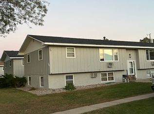 623 W Bennett St, Sioux Falls, SD 57104