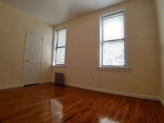 Rented by REAL New York | media 4