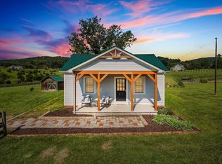 2671 Lusters Gate Rd, Blacksburg, VA 24060