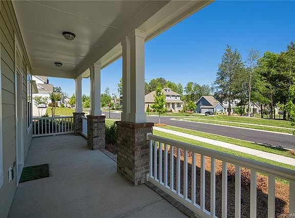 4th image of 11369 Fullerton Place Dr