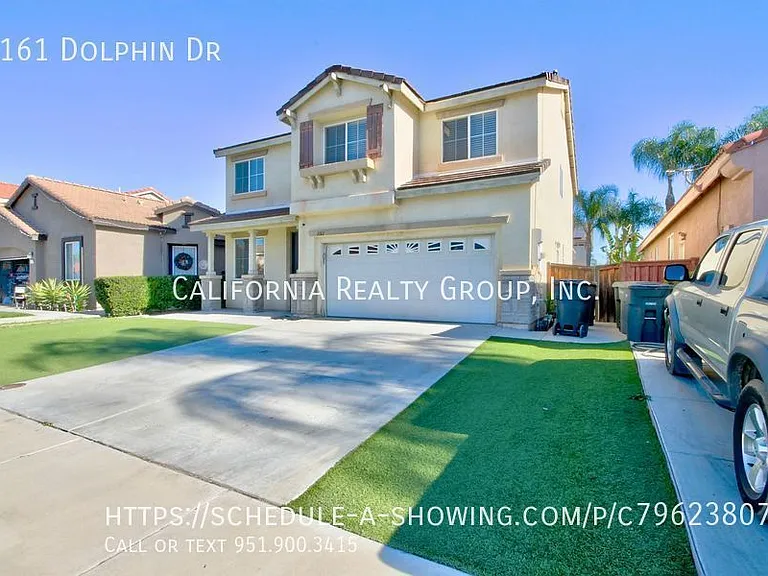 1161 Dolphin Dr — Photo 2