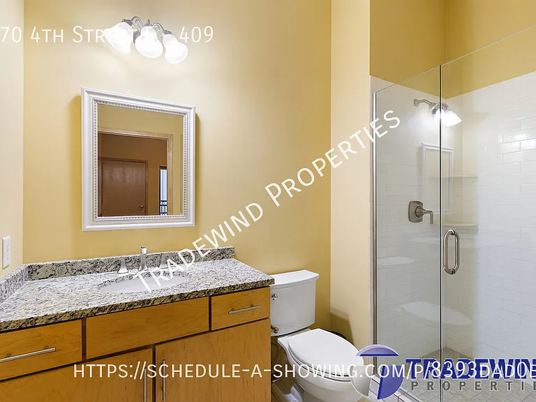 270 4th St E #409 — Photo 16