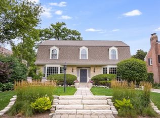 416 W Cuttriss St, Park Ridge, IL 60068