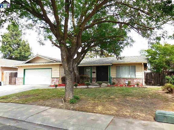 2nd image of Dario Cir