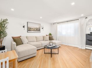 31 Andrew Cir #31, North Andover, MA 01845