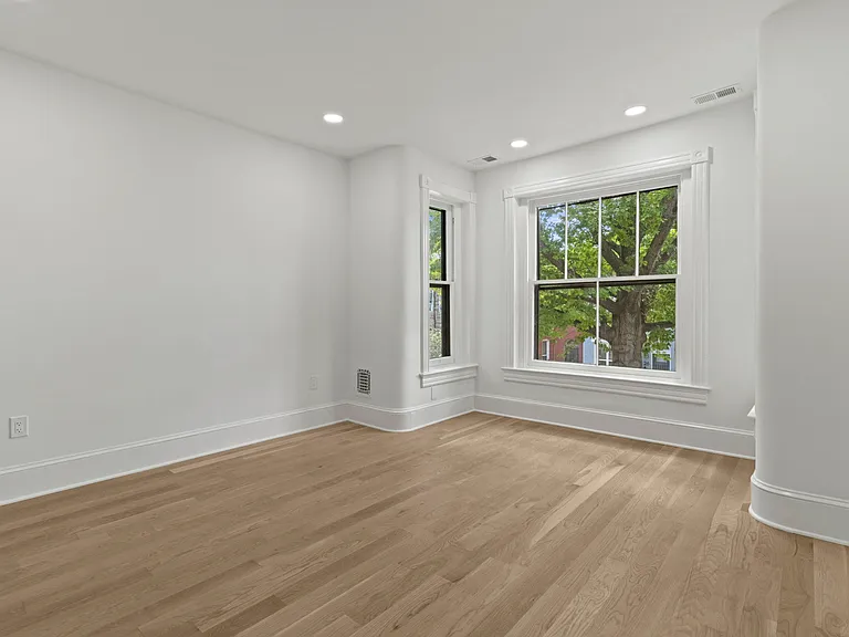 25 Quincy Pl NW — Photo 21